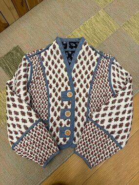 VERONICA BEARD
Kamila Reversible Jacket